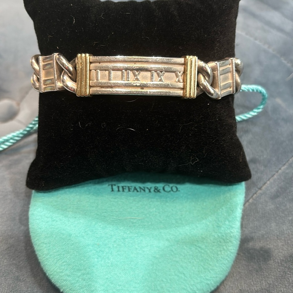Tiffany and Co.’s authentic Atlas link Sterling silver 925 bracelet